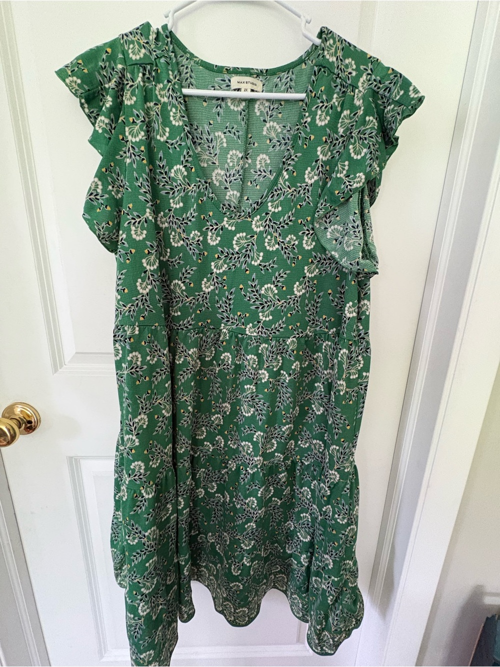 Max Studio Green Floral V-Neck Midi Dress with Ruffle Sleeves
